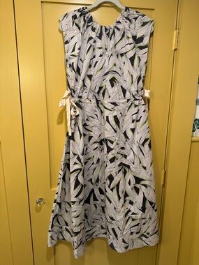 Banana Republic print dress with side ties